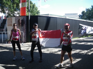 Just did my 100th Marathon at Brisbane 2010 with Annie (from Brisbane) and Dale from Taiwan